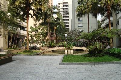 Apartamento para alugar com 4 quartos, 150m² - Foto 14