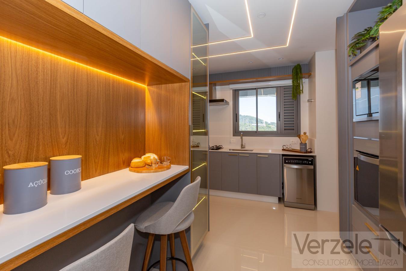 Apartamento à venda com 4 quartos, 182m² - Foto 14