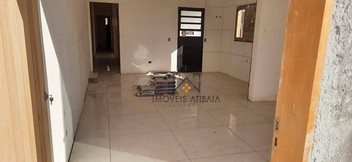 Casa à venda com 3 quartos, 93m² - Foto 2