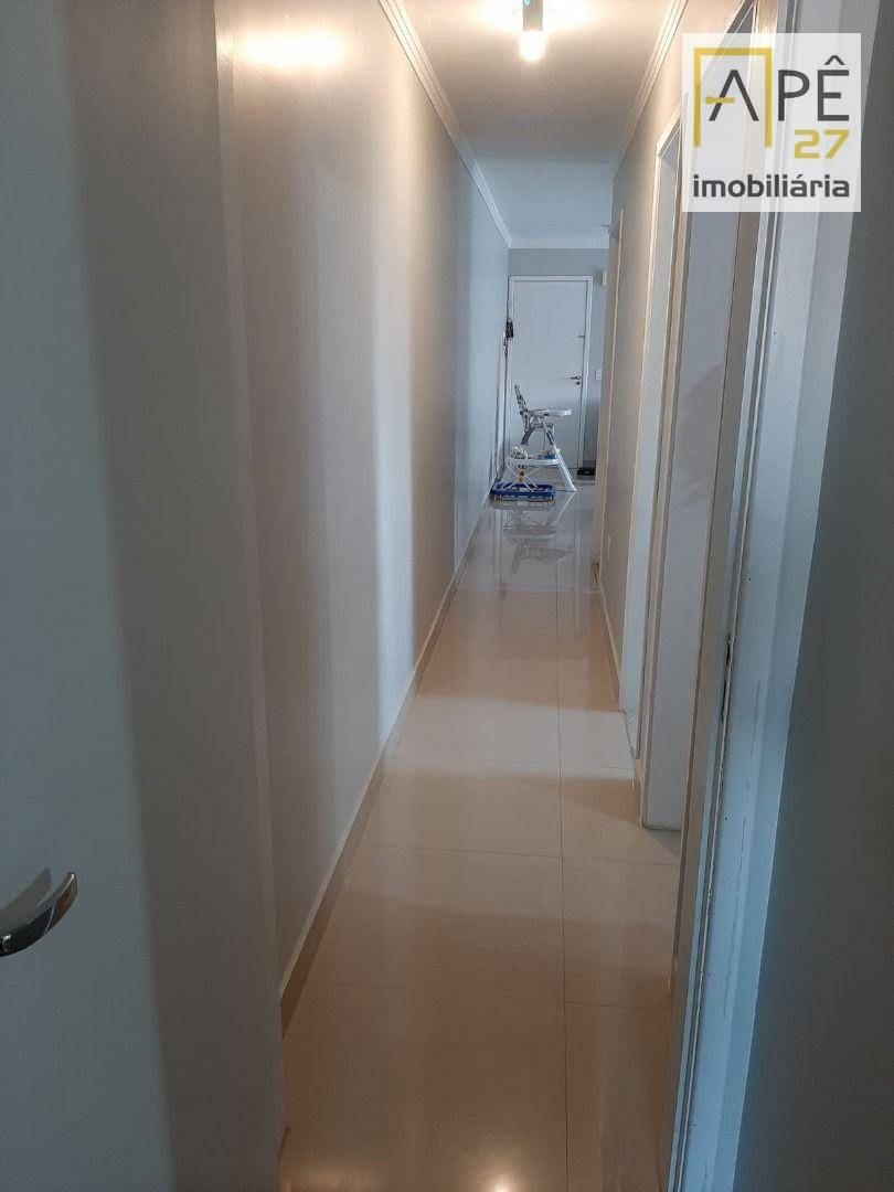 Apartamento à venda com 2 quartos, 68m² - Foto 5