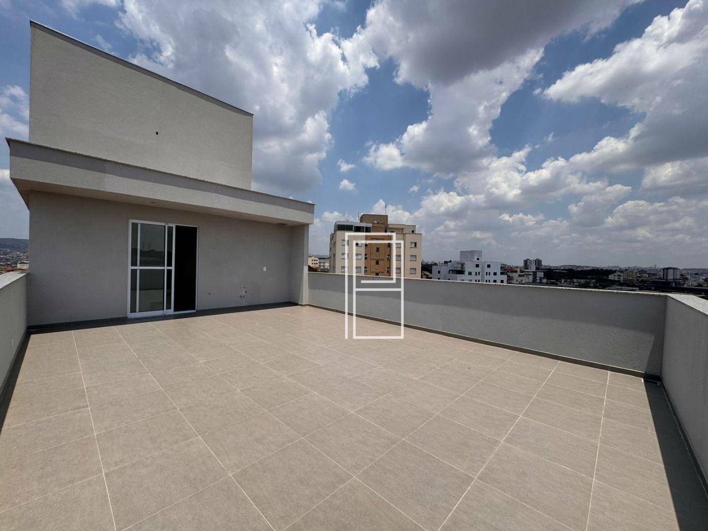 Cobertura à venda com 3 quartos, 143m² - Foto 1