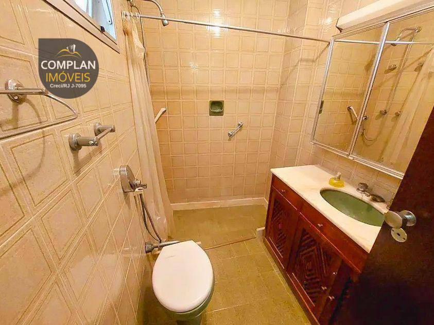 Apartamento à venda com 3 quartos, 135m² - Foto 35