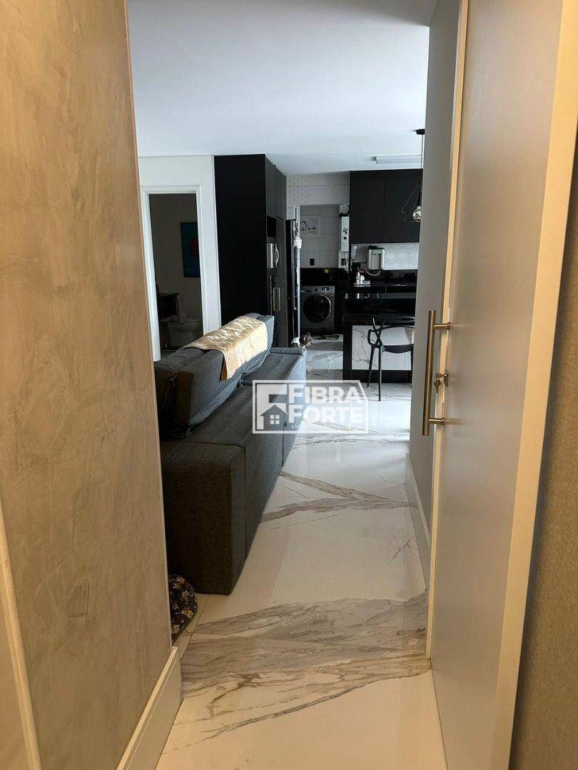 Apartamento para alugar com 3 quartos, 103m² - Foto 15