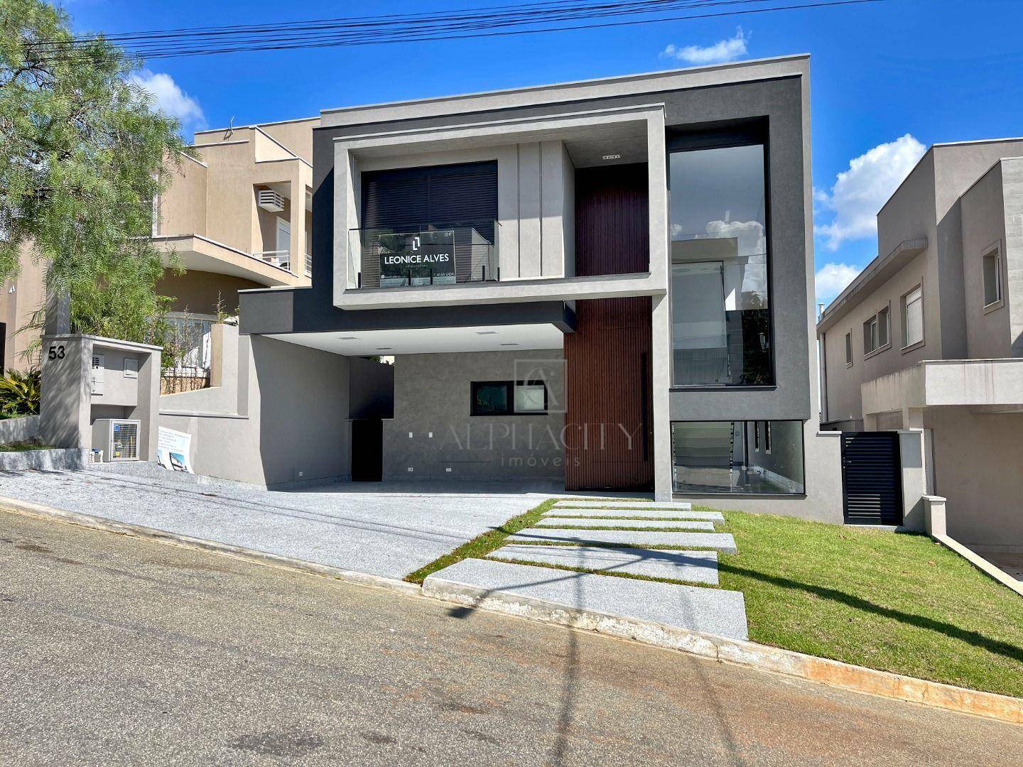 Casa de Condomínio à venda com 4 quartos, 350m² - Foto 3