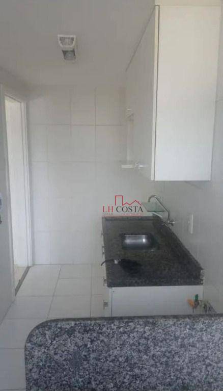 Apartamento à venda com 2 quartos, 57m² - Foto 13