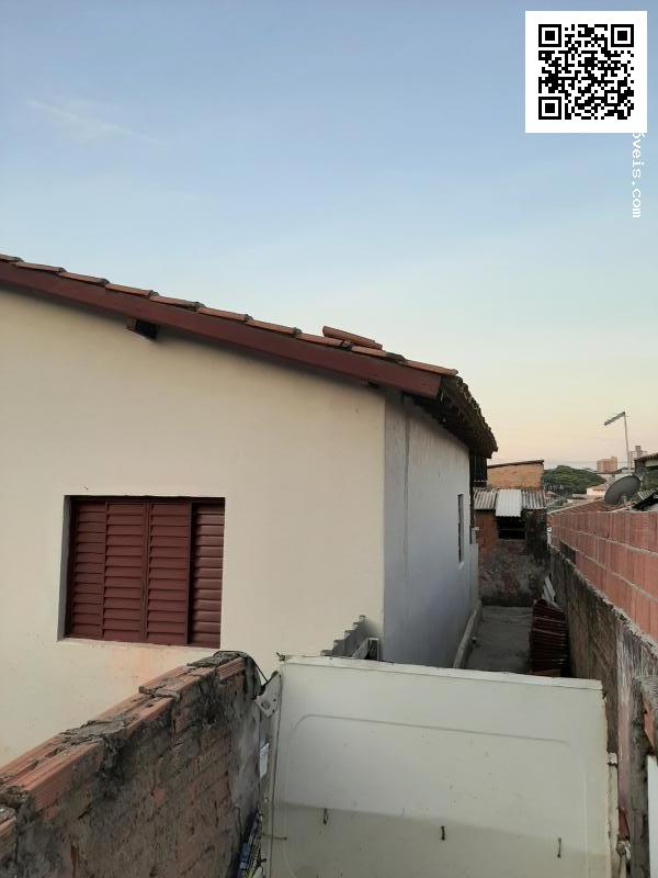 Casa à venda com 2 quartos, 250m² - Foto 3