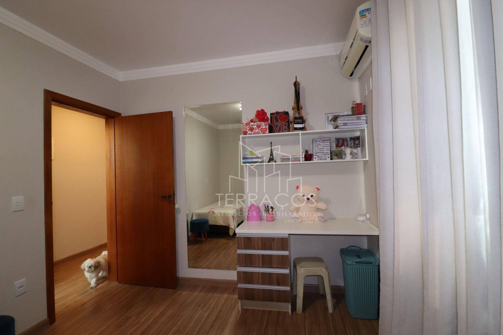 Casa à venda com 3 quartos, 210m² - Foto 31