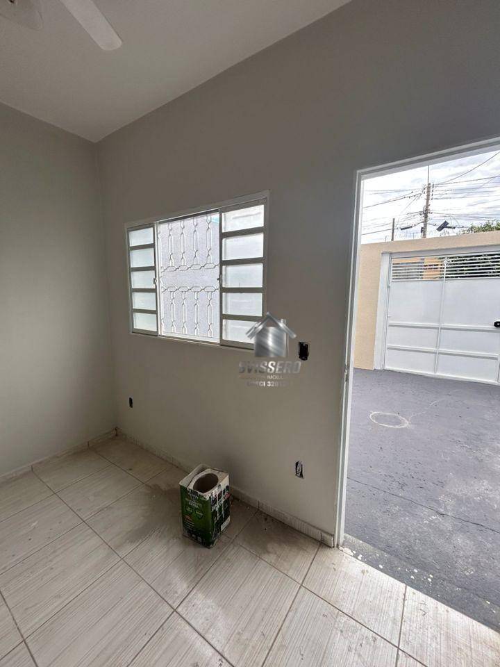 Casa, 2 quartos, 68 m² - Foto 1