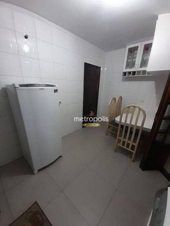 Sobrado para alugar com 3 quartos, 210m² - Foto 9