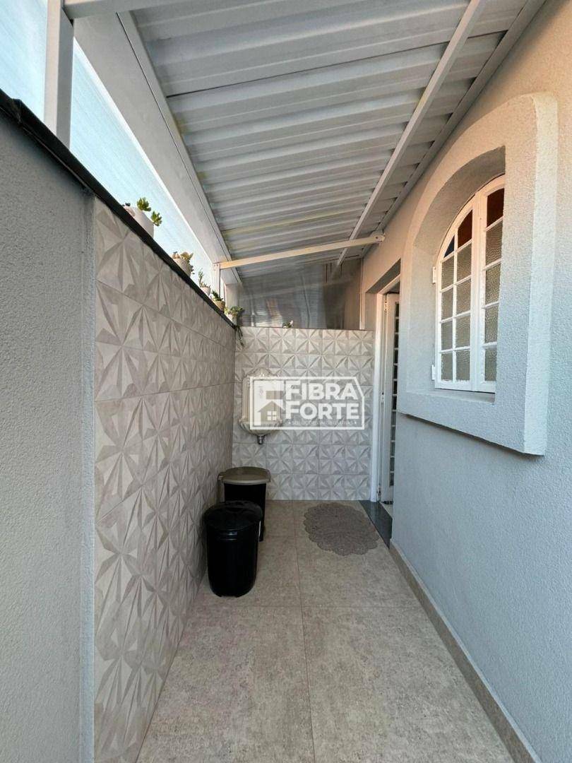 Casa de Condomínio à venda com 3 quartos, 215m² - Foto 25