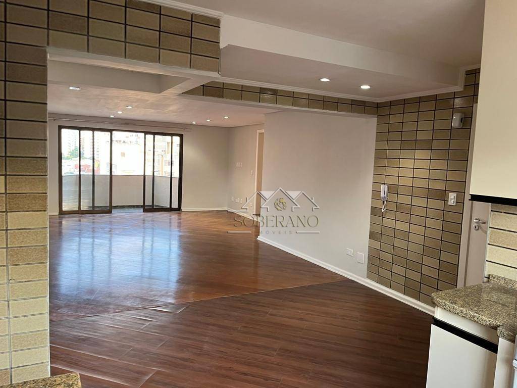 Apartamento para alugar com 3 quartos, 128m² - Foto 5