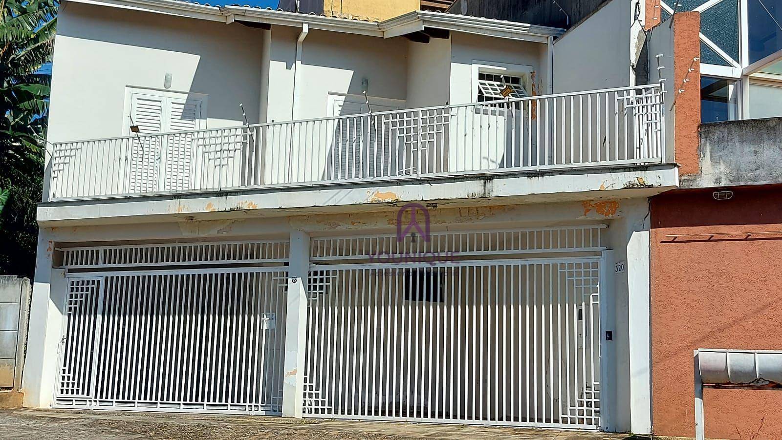 Casa, 4 quartos, 180 m² - Foto 1