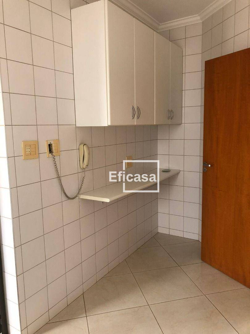 Apartamento à venda com 3 quartos, 165m² - Foto 9