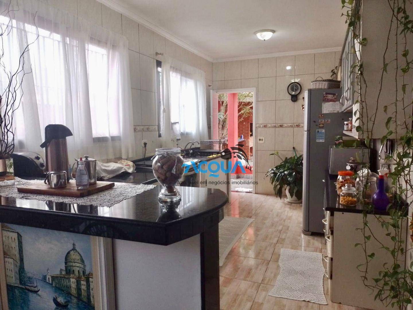 Casa de Condomínio à venda com 4 quartos, 200m² - Foto 6