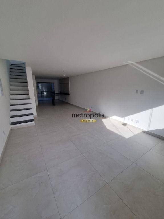 Sobrado à venda com 3 quartos, 118m² - Foto 2