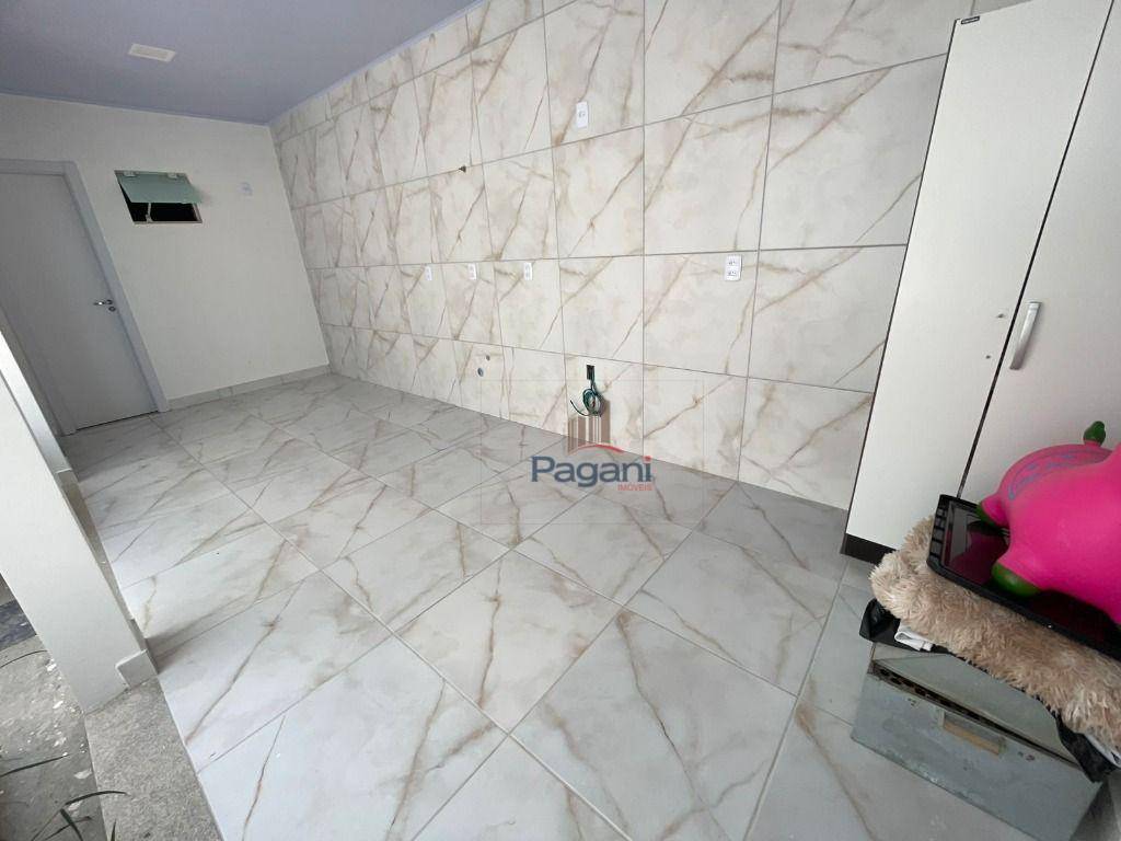 Sobrado para alugar com 2 quartos, 90m² - Foto 13