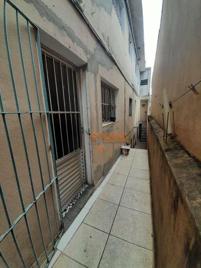 Sobrado à venda com 5 quartos, 150m² - Foto 38