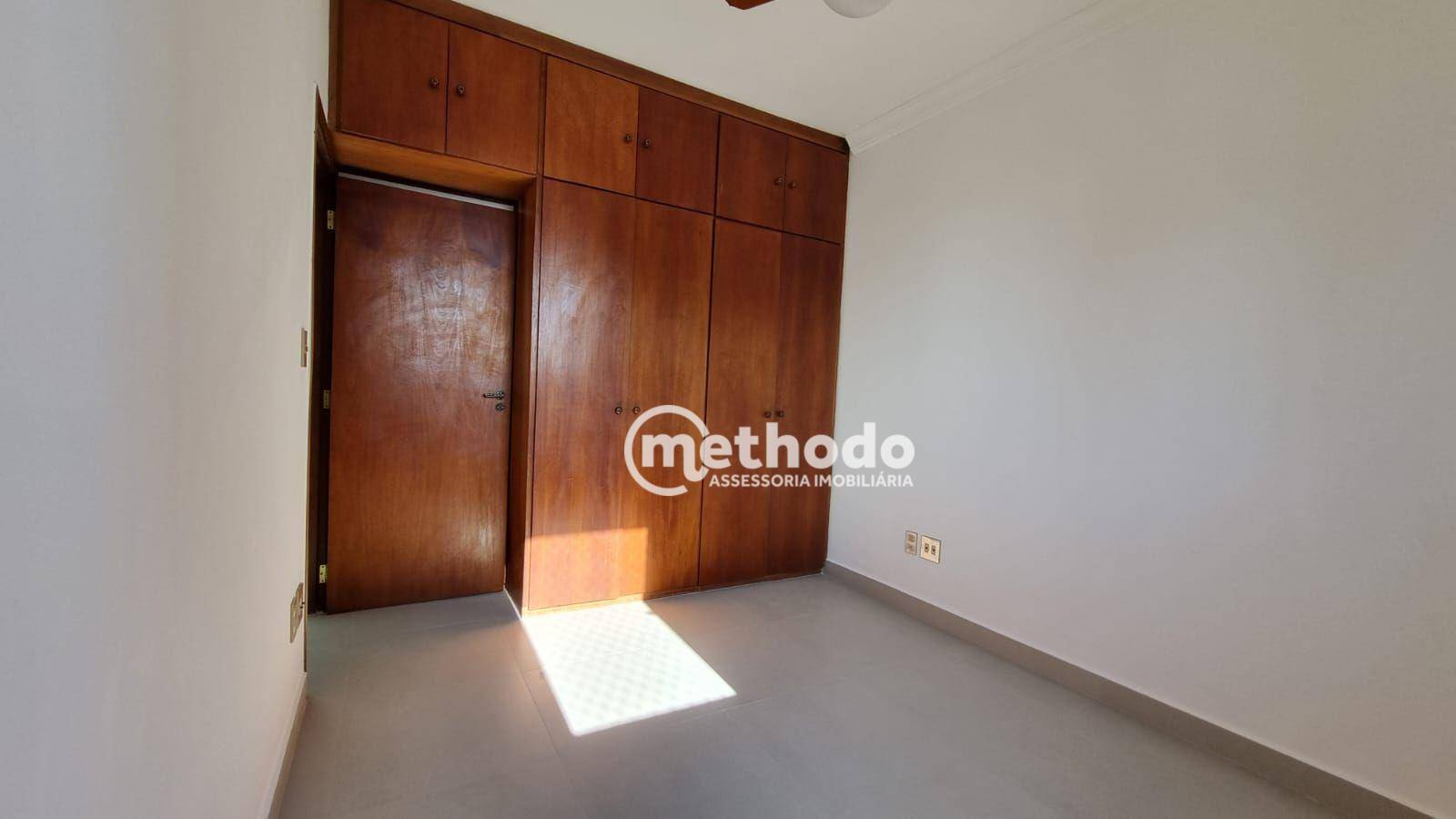 Apartamento à venda com 4 quartos, 150m² - Foto 11