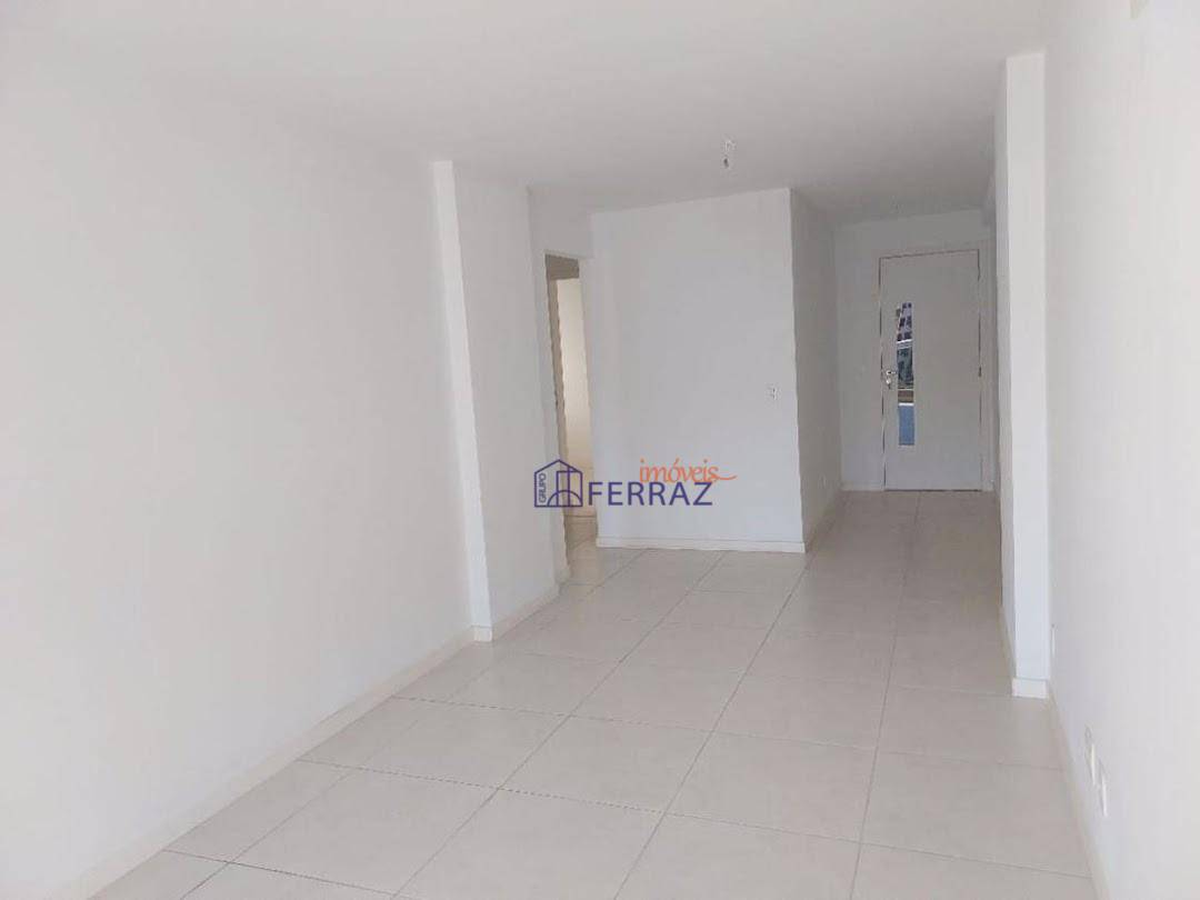 Apartamento à venda com 3 quartos, 85m² - Foto 11