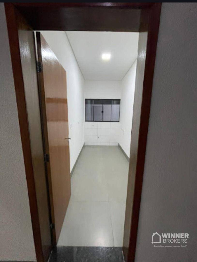 Casa à venda com 3 quartos, 200m² - Foto 32