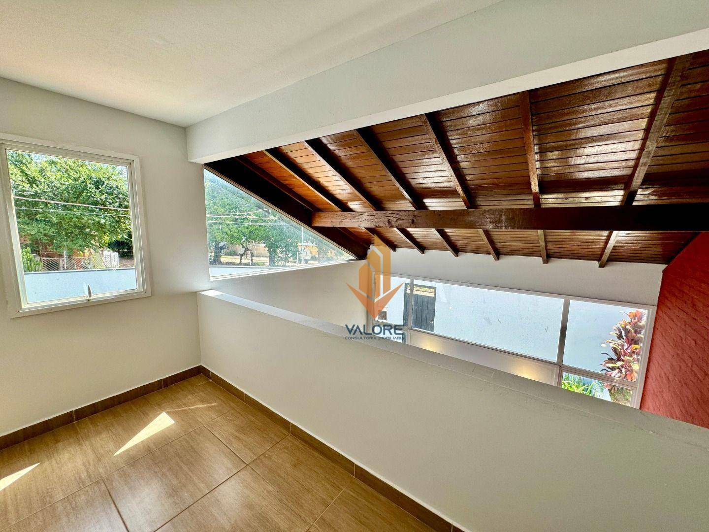 Casa à venda com 3 quartos, 180m² - Foto 44