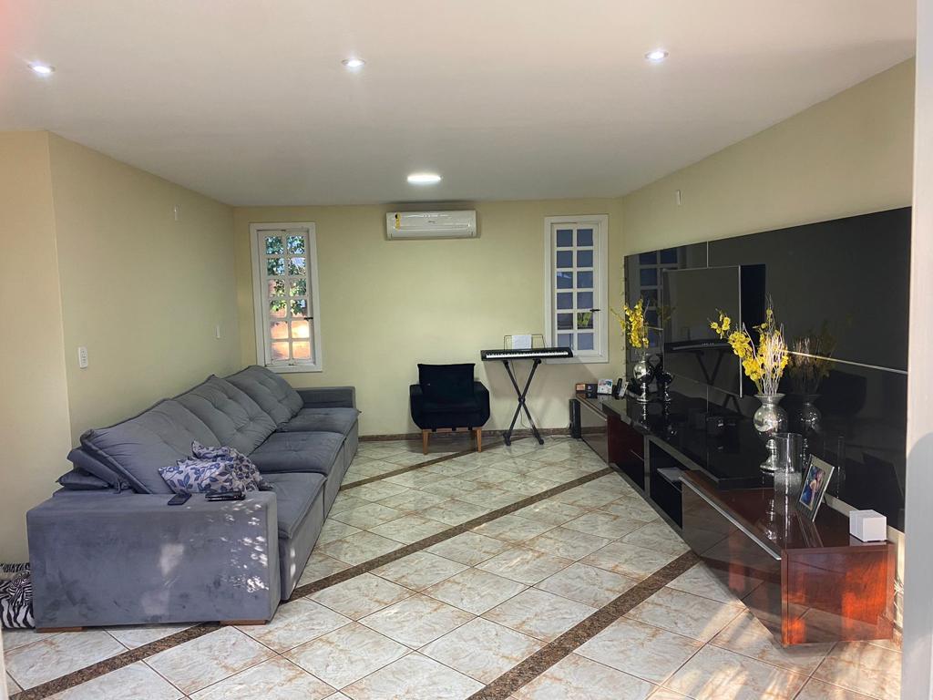 Casa de Condomínio à venda com 8 quartos, 550m² - Foto 15