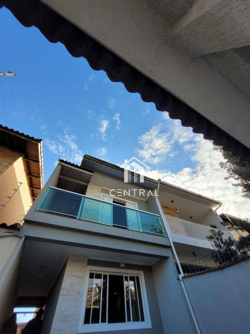 Sobrado à venda com 3 quartos, 208m² - Foto 2