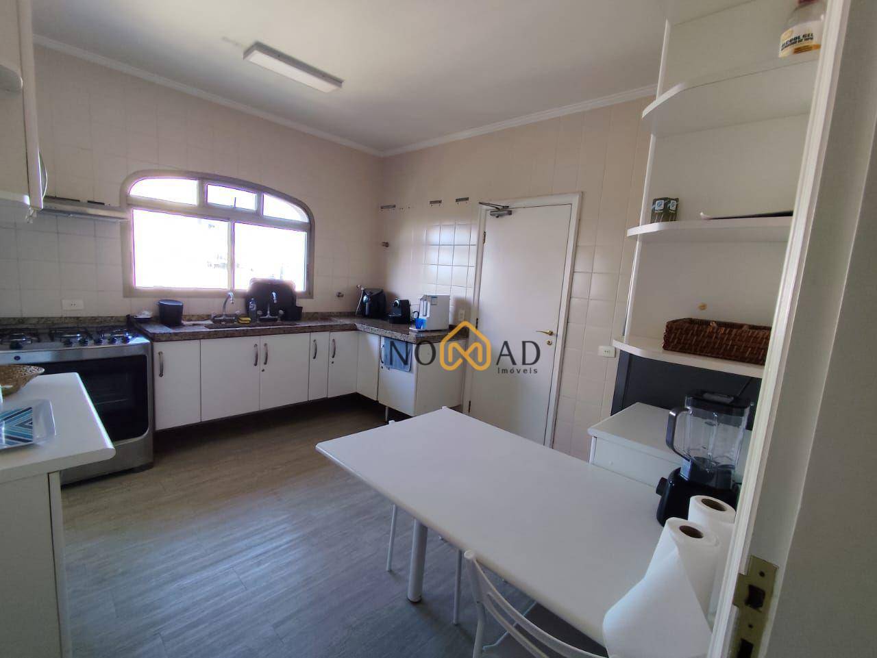 Apartamento à venda com 4 quartos, 219m² - Foto 22