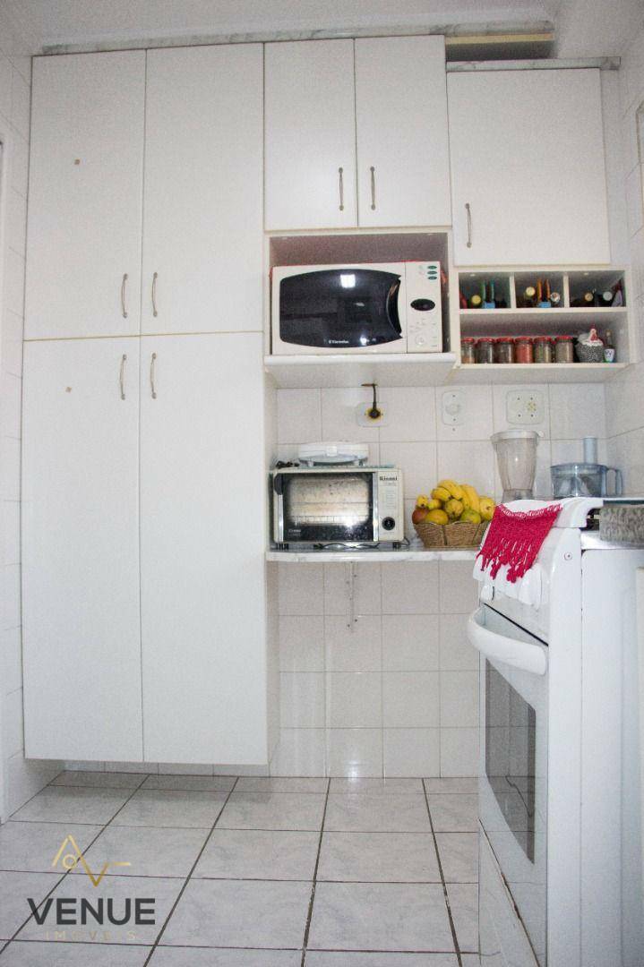 Apartamento à venda com 2 quartos, 60m² - Foto 12