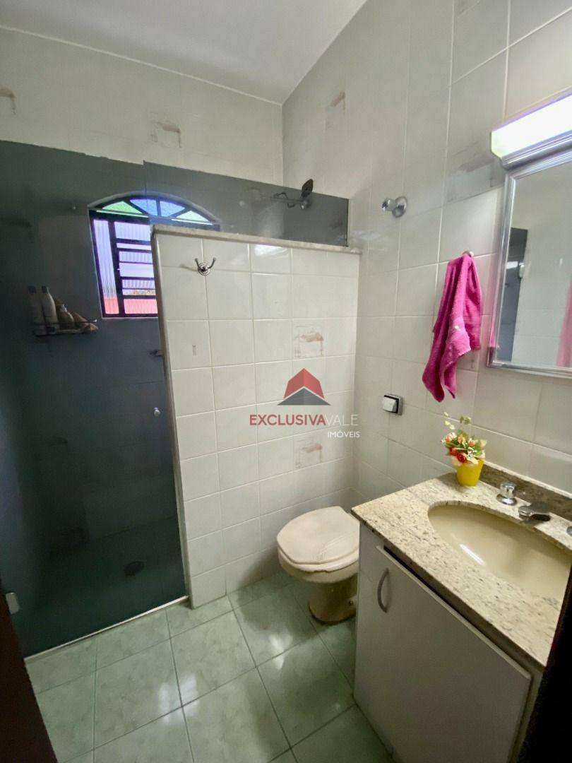 Casa à venda com 4 quartos, 326m² - Foto 16