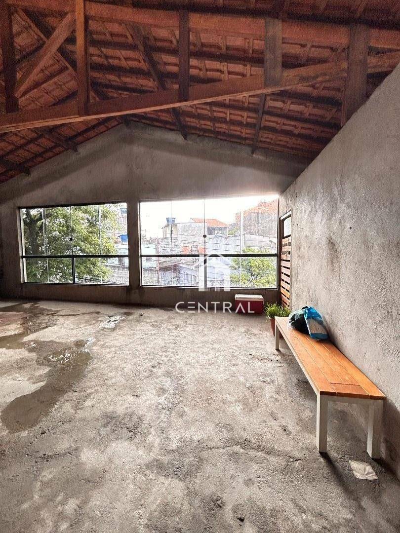 Sobrado à venda com 6 quartos, 250m² - Foto 38