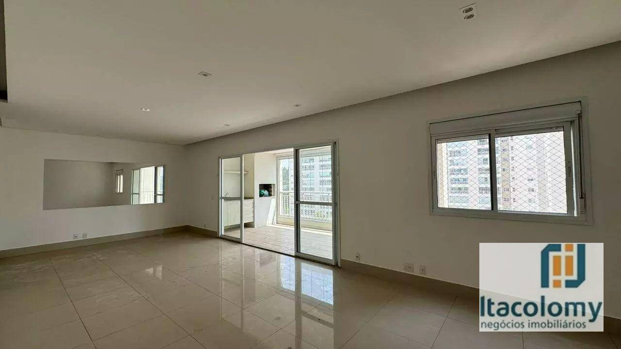 Apartamento à venda com 3 quartos, 132m² - Foto 17