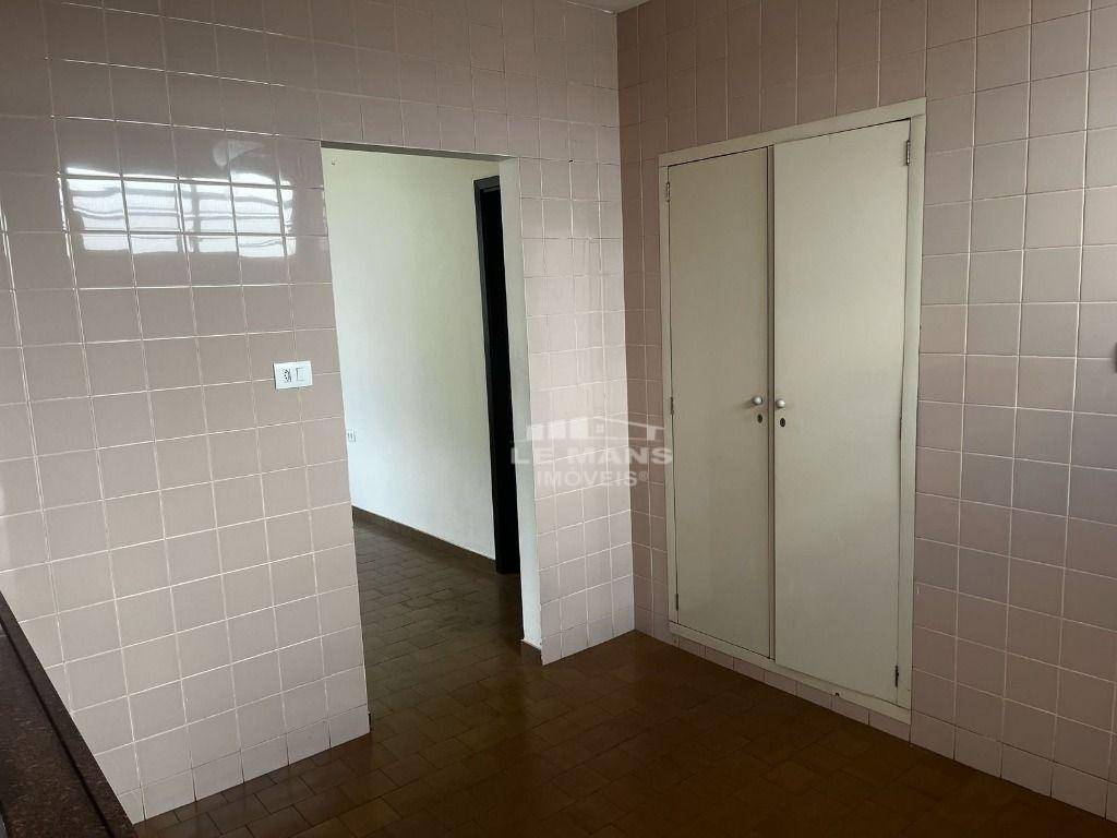 Casa à venda com 3 quartos, 180m² - Foto 26