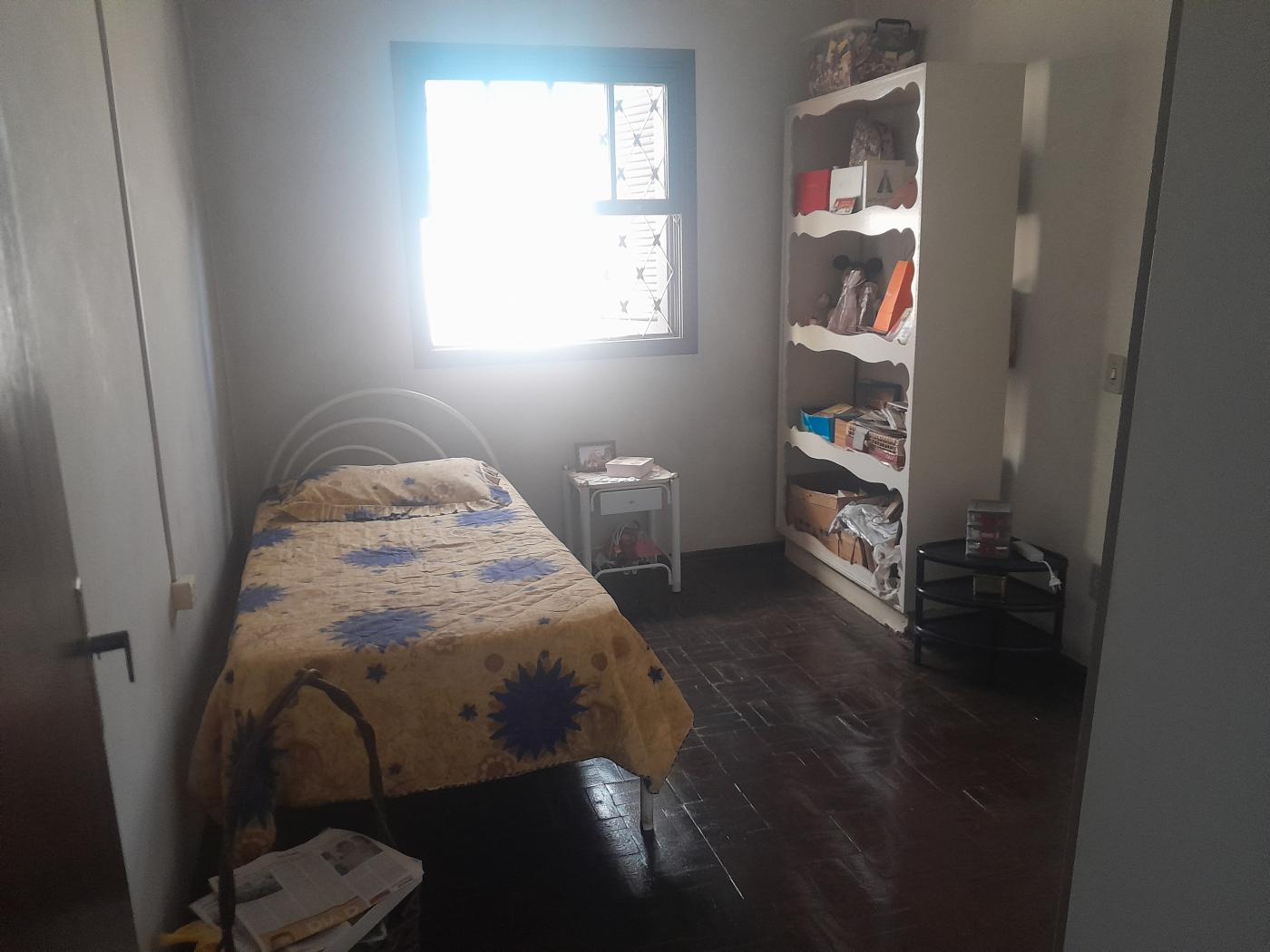 Casa à venda com 3 quartos, 268m² - Foto 14