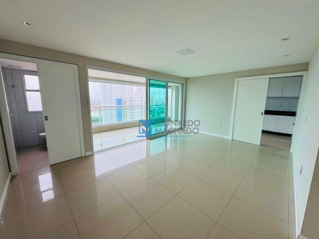 Apartamento à venda com 3 quartos, 133m² - Foto 3