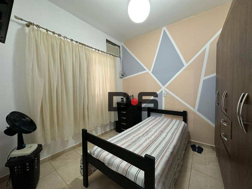 Casa à venda com 4 quartos, 150m² - Foto 16