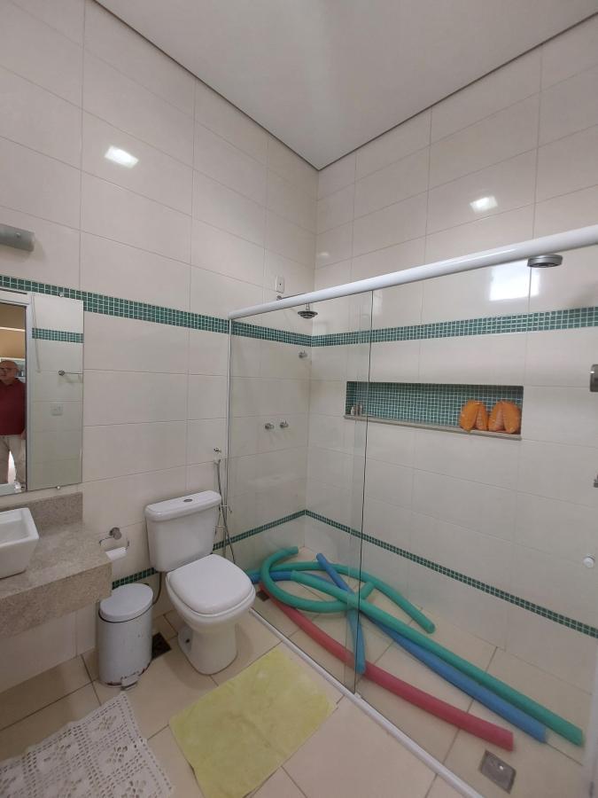 Casa de Condomínio para alugar com 4 quartos, 780m² - Foto 33