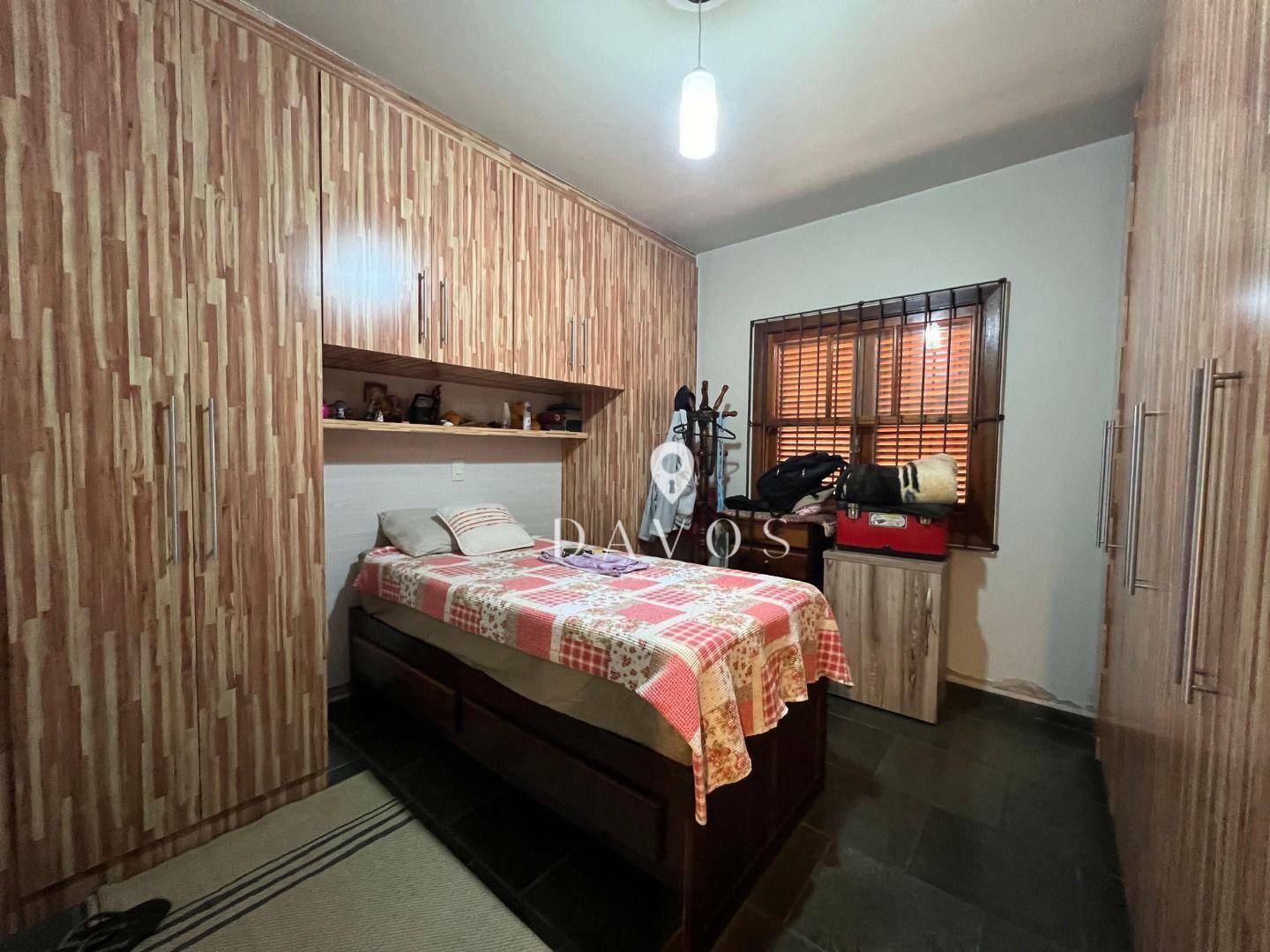 Casa à venda com 3 quartos, 159m² - Foto 11