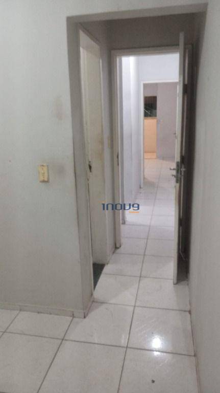 Casa à venda com 3 quartos, 80m² - Foto 5
