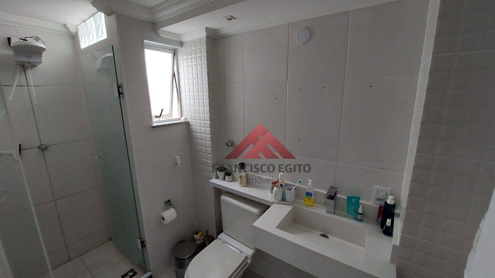 Apartamento à venda com 2 quartos, 67m² - Foto 10