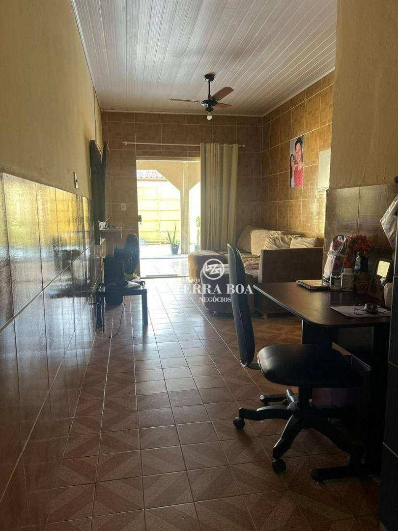 Casa à venda e aluguel com 3 quartos, 380m² - Foto 5