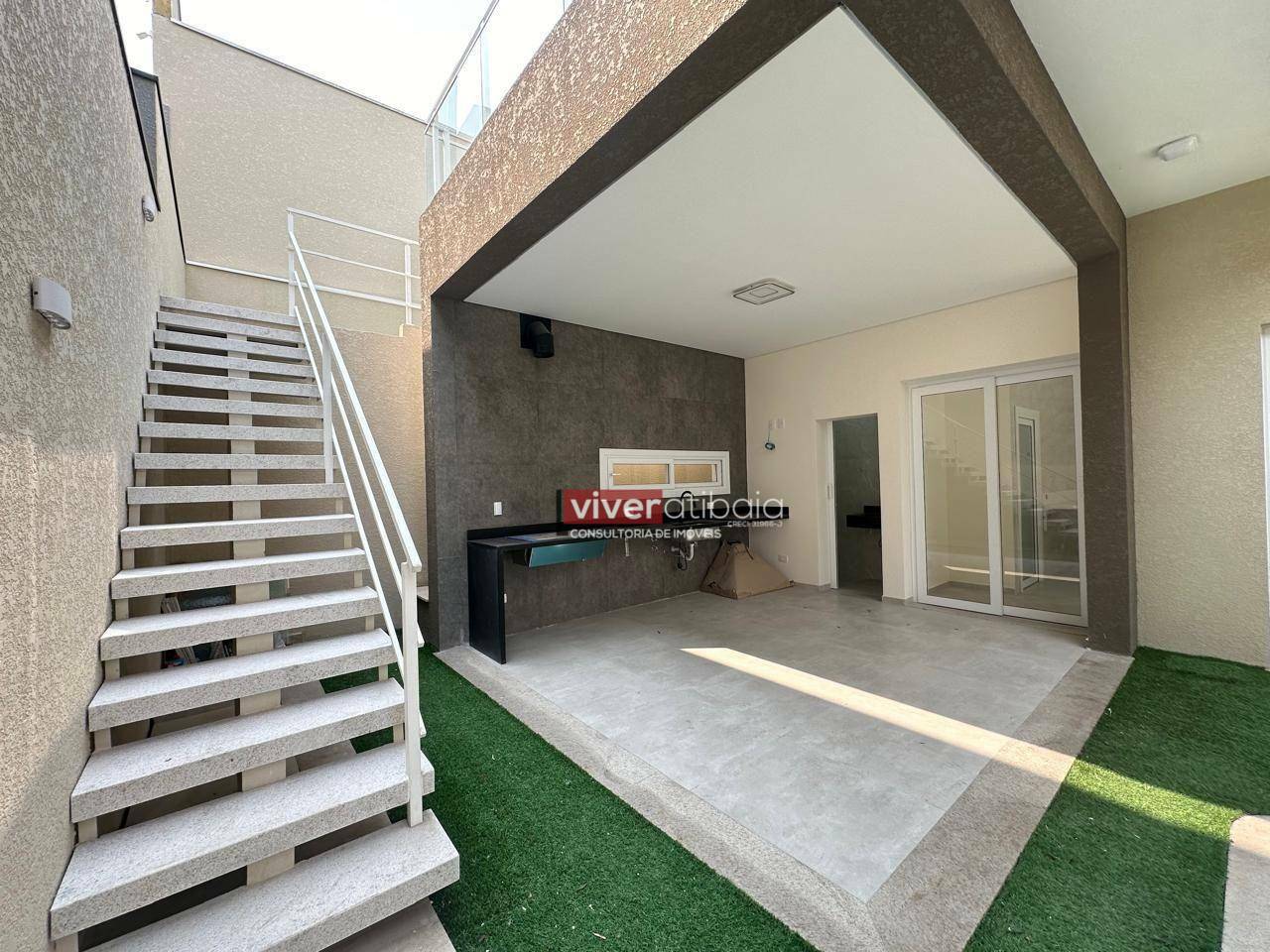 Casa à venda com 3 quartos, 305m² - Foto 25