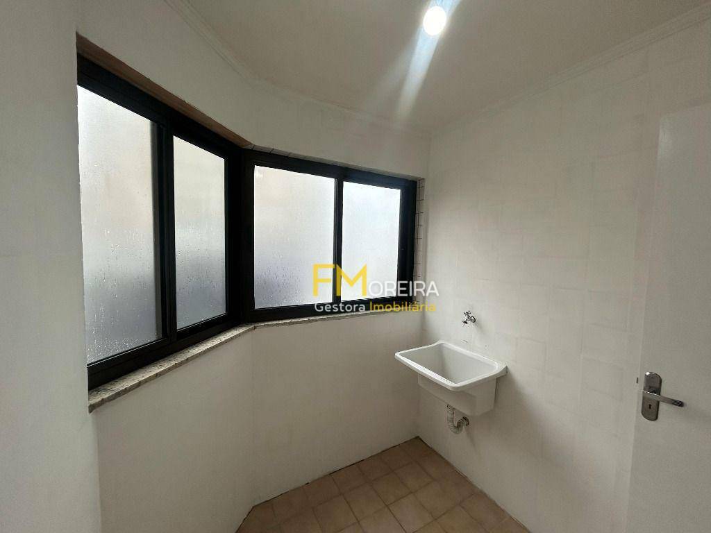 Apartamento para alugar com 2 quartos, 80m² - Foto 6