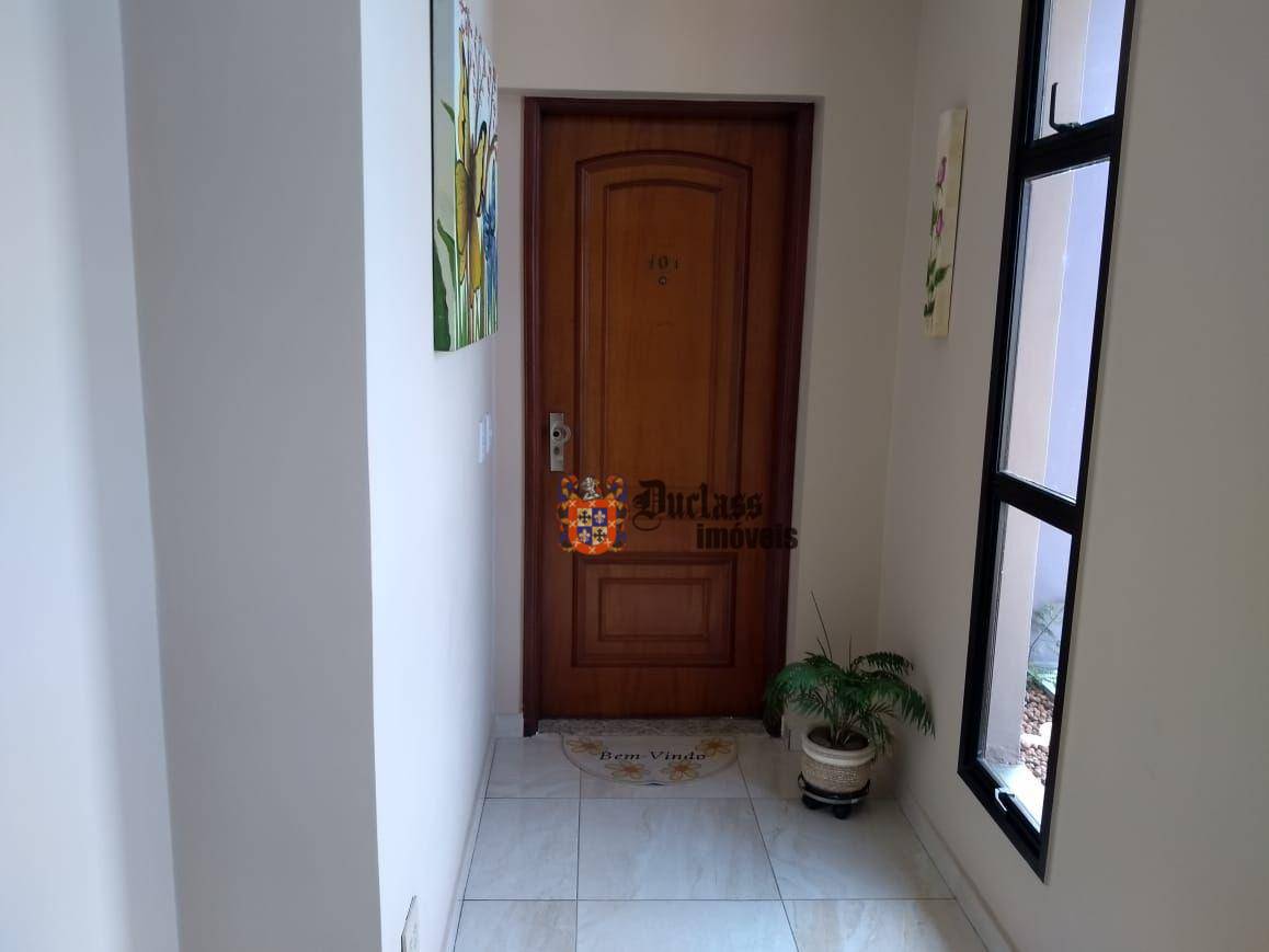 Apartamento à venda com 3 quartos, 140m² - Foto 2