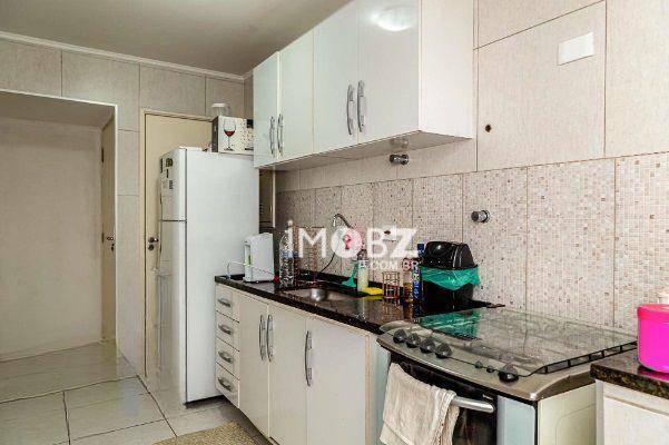 Apartamento à venda com 2 quartos, 70m² - Foto 8