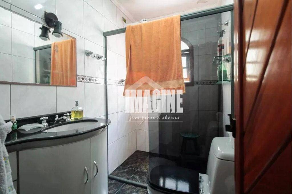 Sobrado à venda com 4 quartos, 300m² - Foto 17