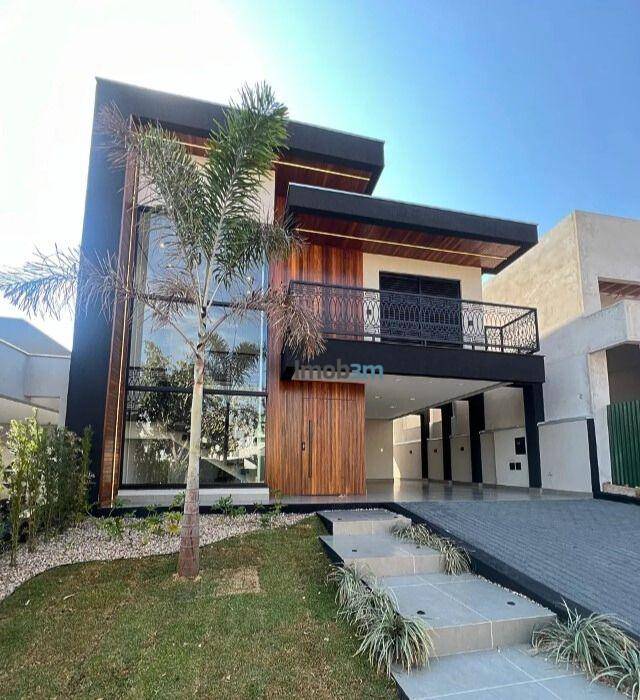 Sobrado, 4 quartos, 208 m² - Foto 1