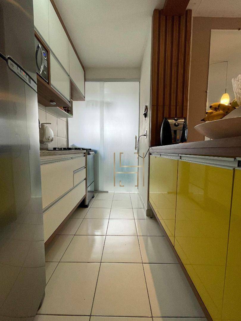 Apartamento à venda com 2 quartos, 54m² - Foto 7