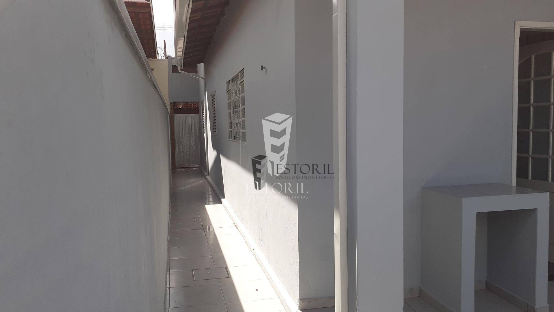 Casa à venda com 2 quartos, 150m² - Foto 7