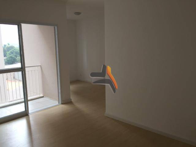 Apartamento à venda com 2 quartos, 63m² - Foto 3